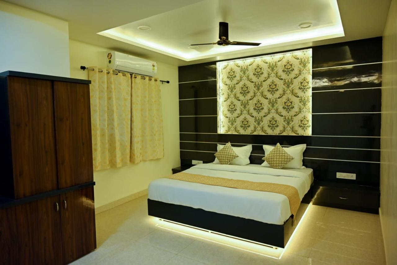 Hotel Golden Bliss Бопал Екстериор снимка