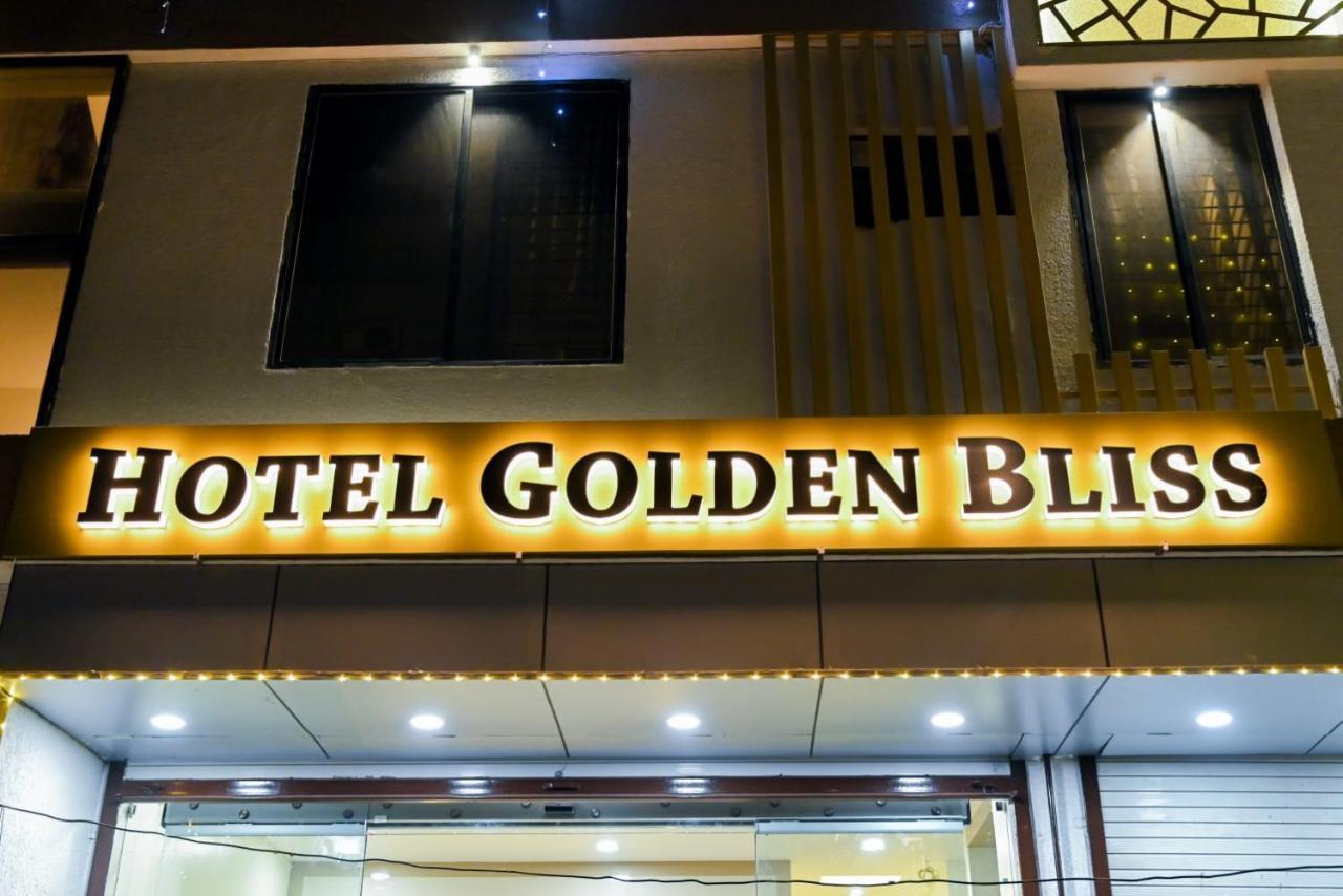 Hotel Golden Bliss Бопал Екстериор снимка