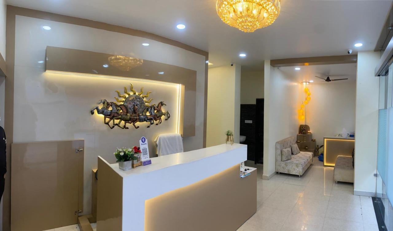 Hotel Golden Bliss Бопал Екстериор снимка